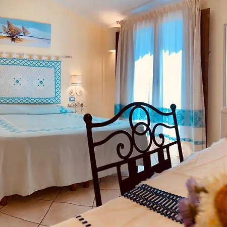 Bed & Breakfast Domo La Laguna Cabras