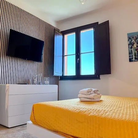 Domo La Laguna Bed & Breakfast