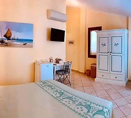 Domo La Laguna Bed and breakfast