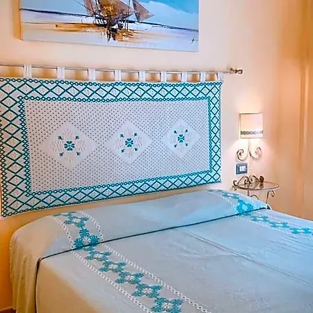 Domo La Laguna Bed and breakfast Cabras