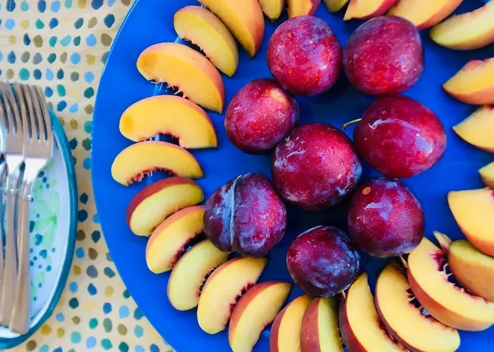 Domo La Laguna Bed & Breakfast 4*