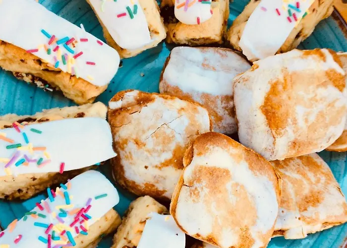 Domo La Laguna Bed & Breakfast